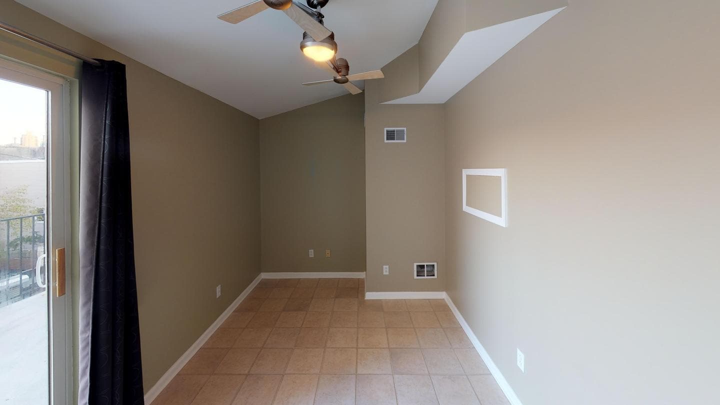 Building Photo - 1137 N Orianna St