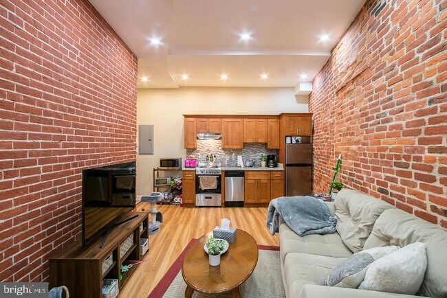 Building Photo - 1122 Passyunk Ave
