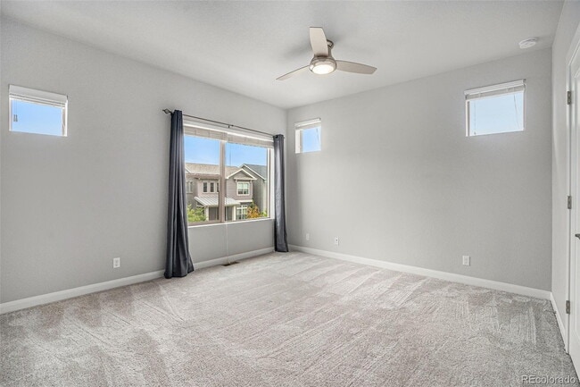 Building Photo - "Spacious 4-Bedroom Sanctuary with 3.5 Bat...