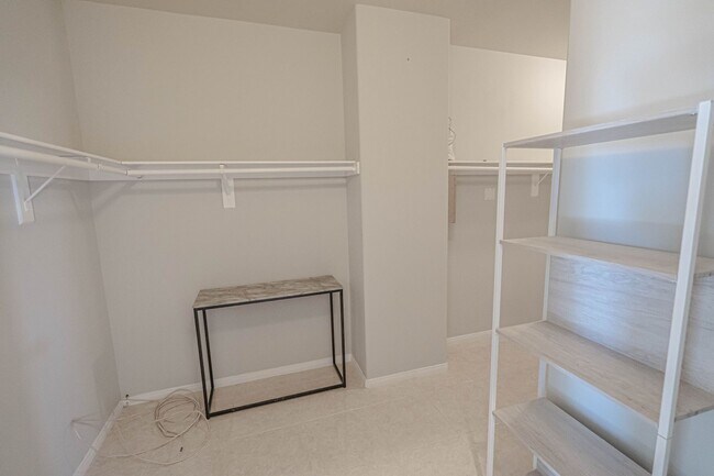 Building Photo - COMING SOON! Stunning 4-Bedroom Home for Rent in Palmdale!