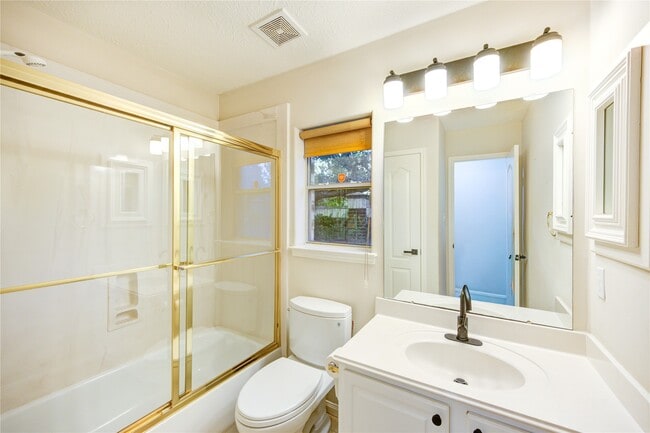 Building Photo - 1231 Parkhaven Ln