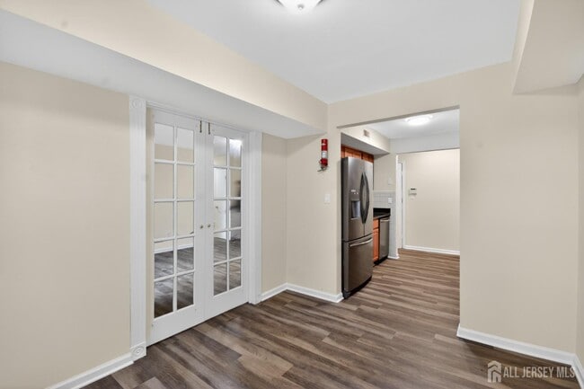 Building Photo - 111 Keystone Ct