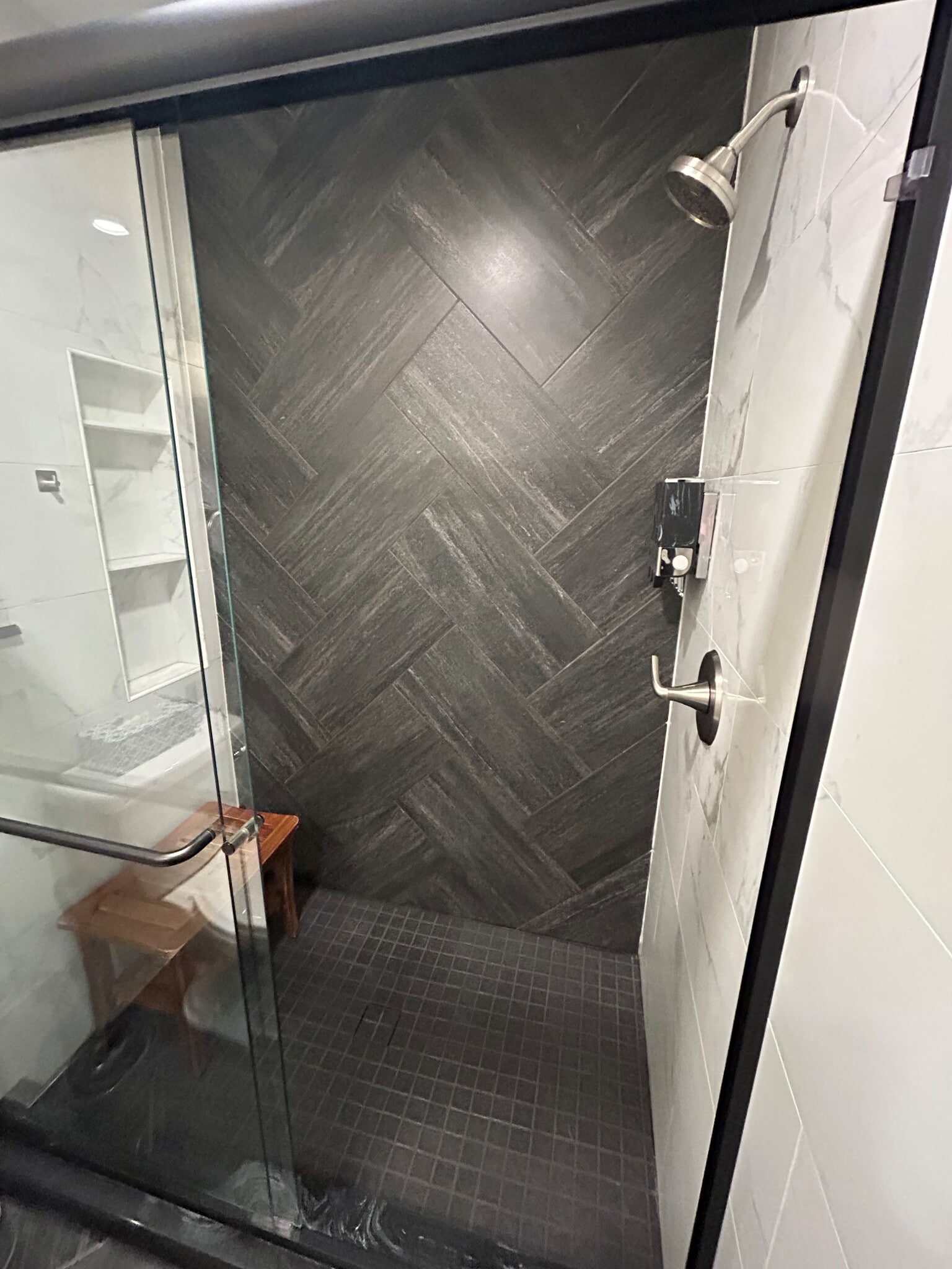 En Suite Shower - 1555 Saint Joseph Cir