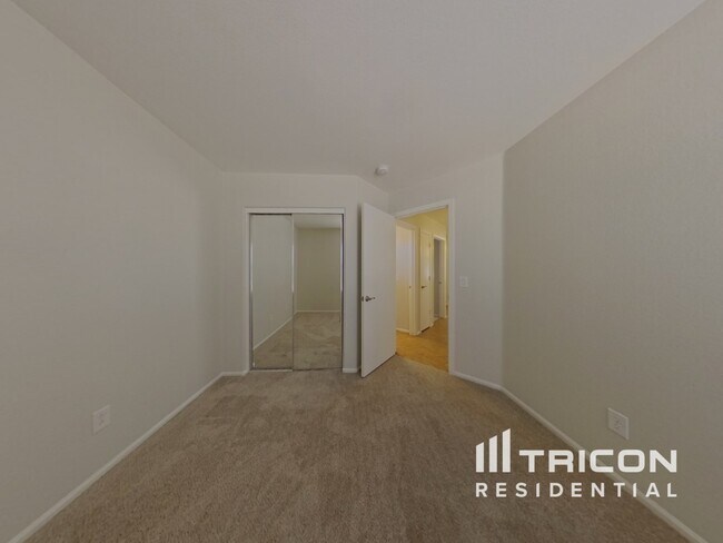 Building Photo - 21308 Howell Dr