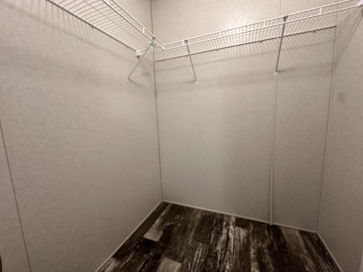 Building Photo - 26 Bing St N