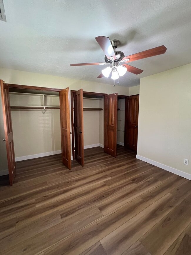 Building Photo - BEAUTIFULLY UPDATED 3 BEDROOM HOME!!