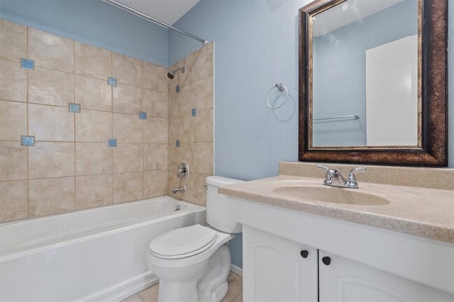 Building Photo - 5700 Cherry Park