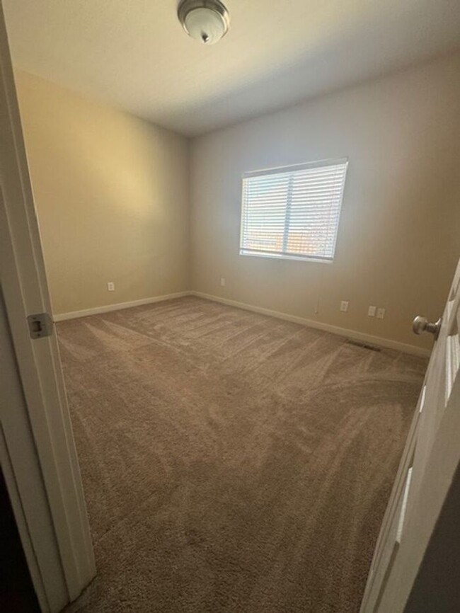 Building Photo - Home SWEET Home now available in Fernley!