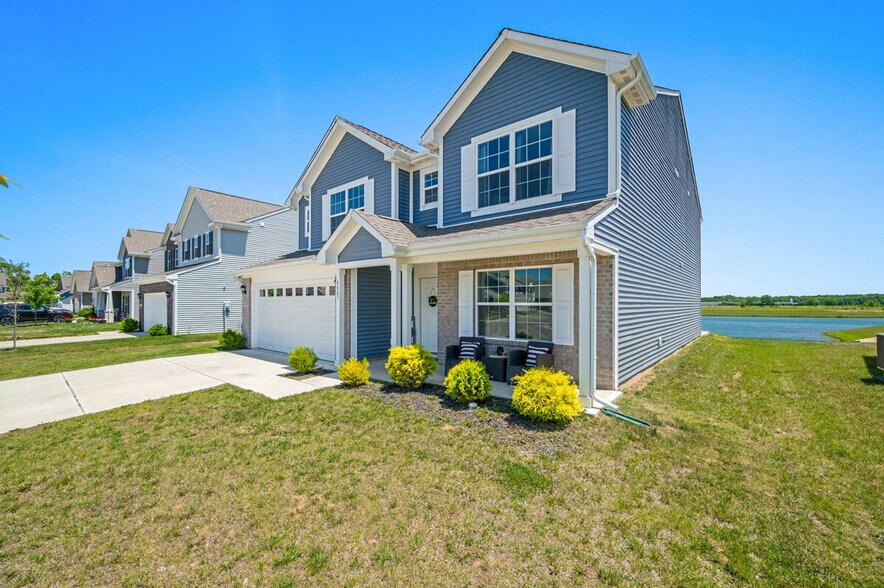 Building Photo - 4007 Woodview Dr