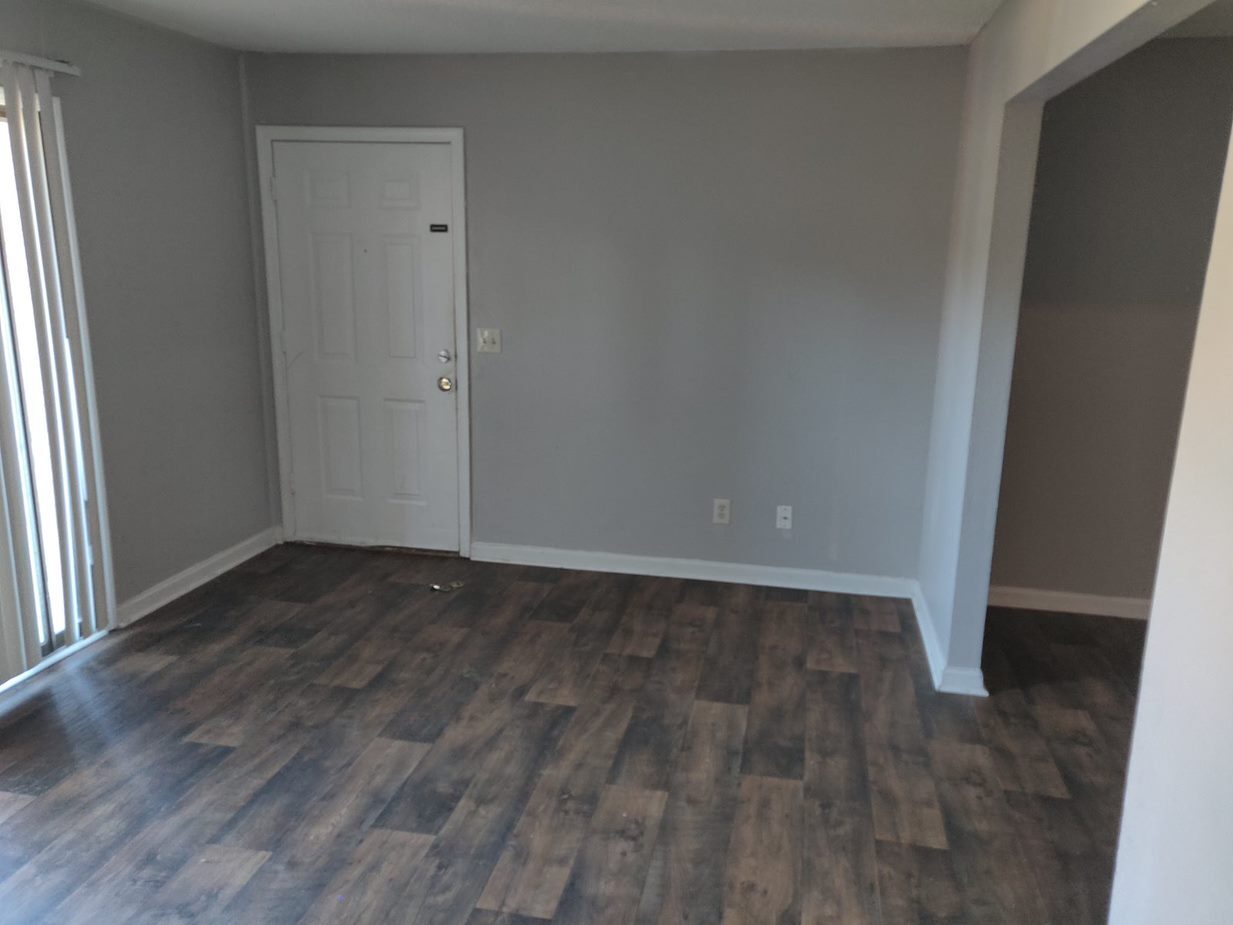 Building Photo - 103 Thornwell Ct