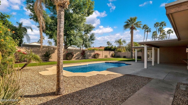 Building Photo - 8108 E Del Joya Dr