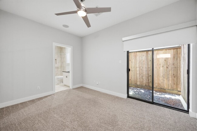 Building Photo - 4202 Spencer St