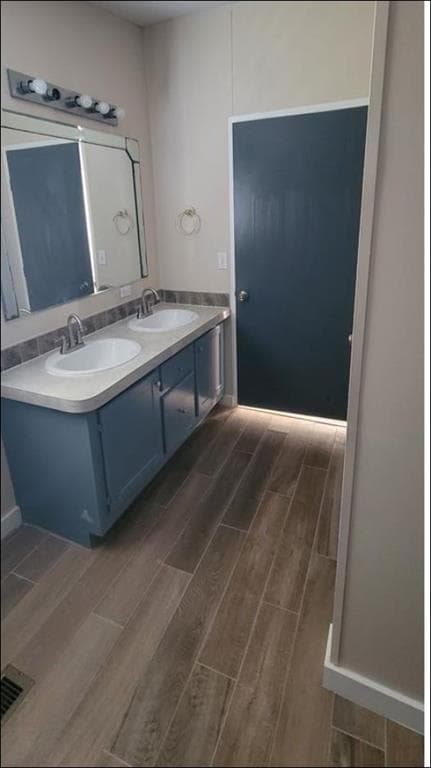 Building Photo - 404 W Cleveland St