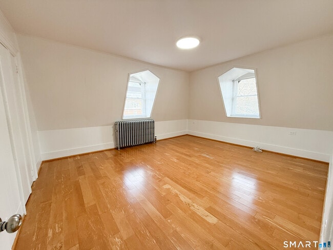 Building Photo - 40 Franklin St