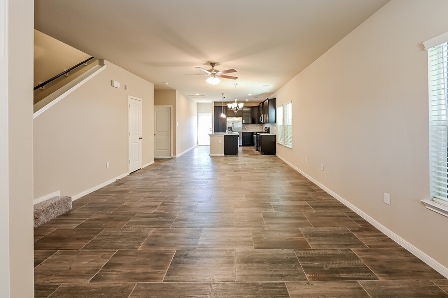 Building Photo - 7939 Cypress Country Dr