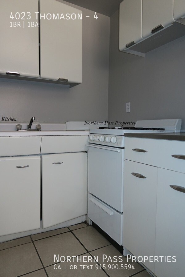 Building Photo - 4023 Thomason-4