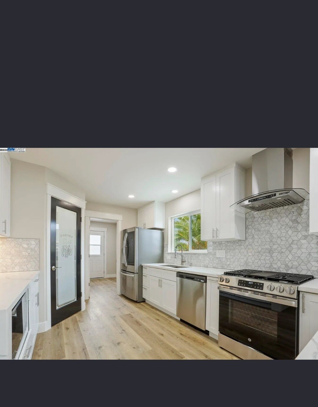 Building Photo - 629 Oregon St