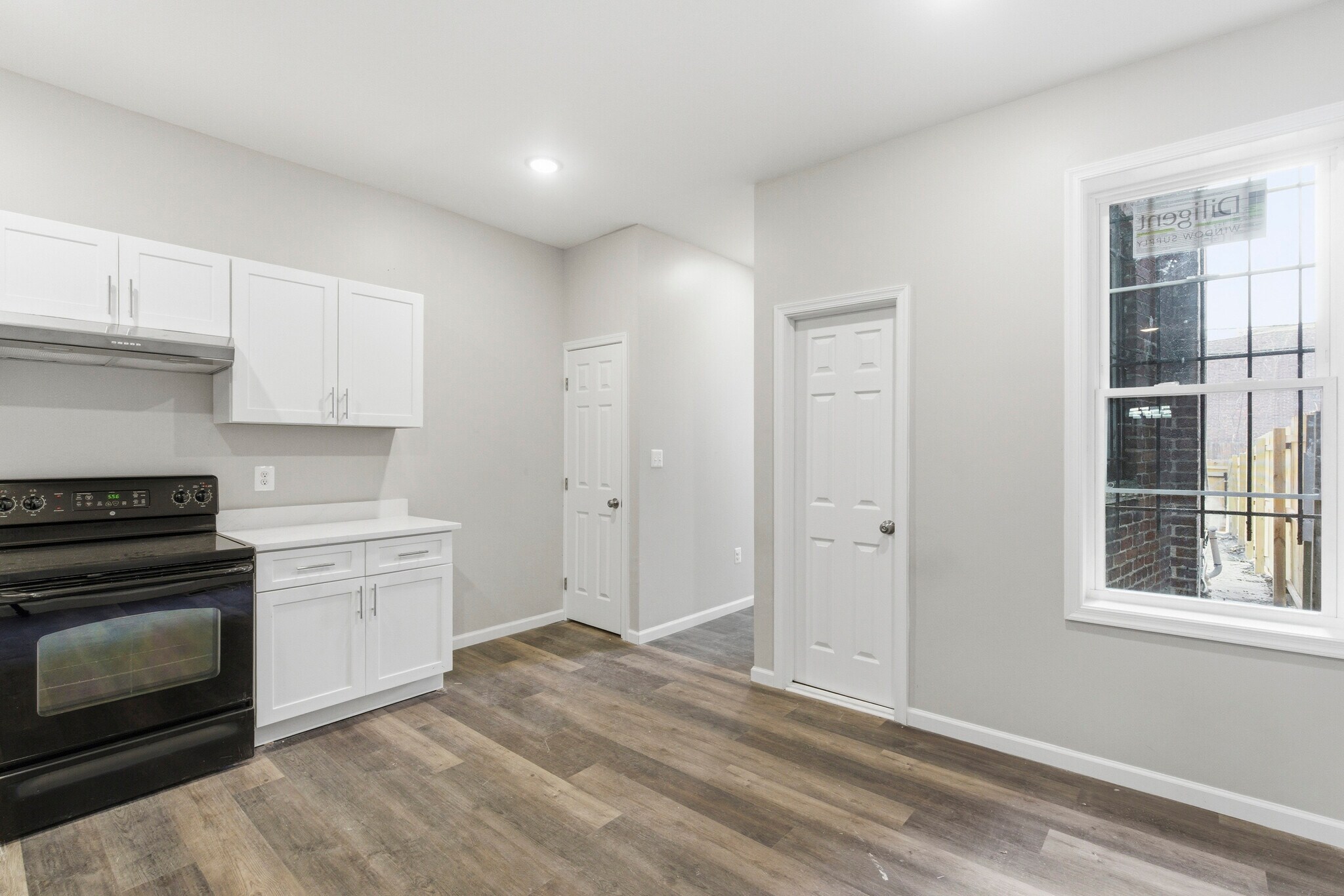 Building Photo - 1109 Poplar Grove St