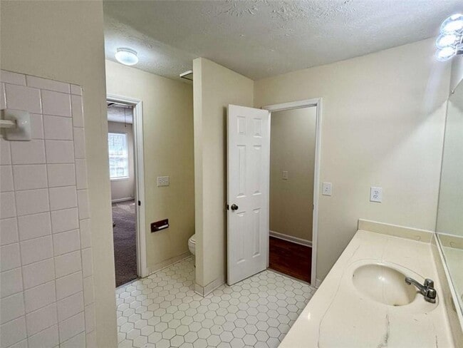 Building Photo - 1579 Harbins Rd NW