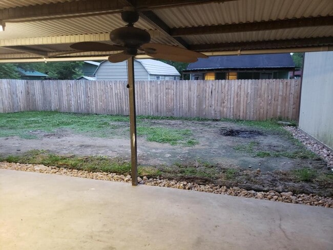 Building Photo - 1174 Cooper Ln