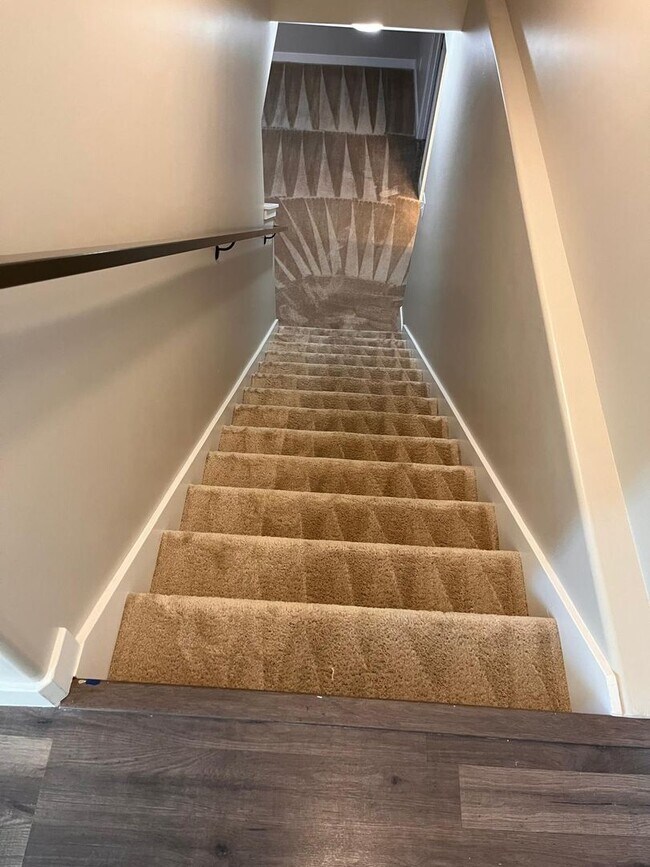 Building Photo - Beautiful Daybreak home for rent!