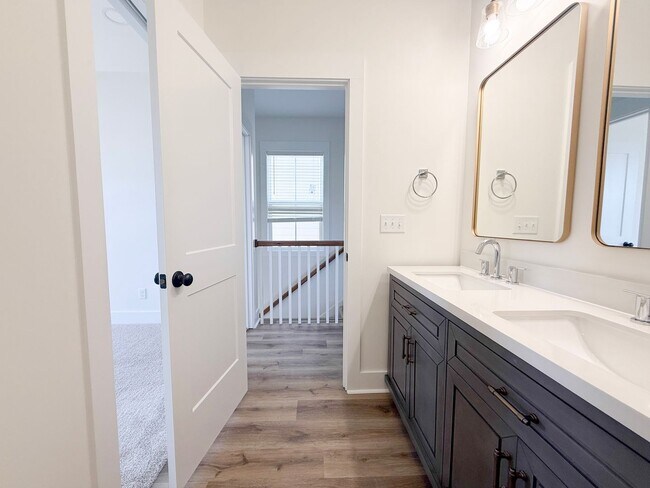 Building Photo - Fuller Style - Spacious 2-Bedroom Townhome with Flex Room at Highbury