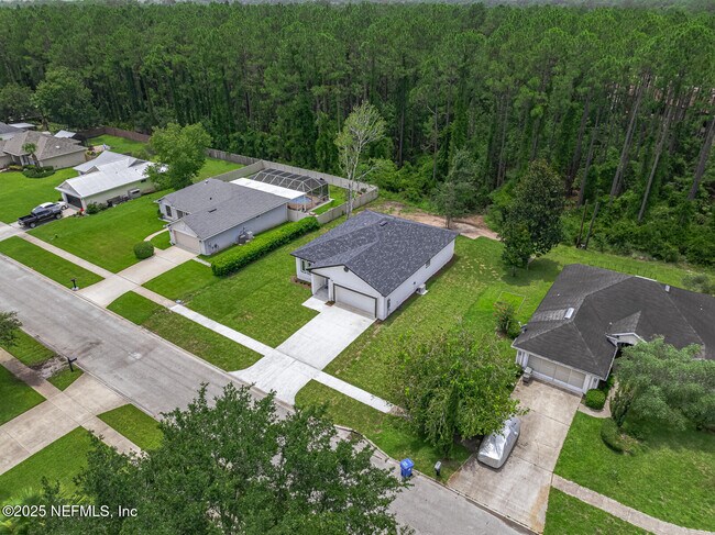 Building Photo - 213 Deportivo Dr