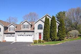 Building Photo - 172 Edgehill Rd