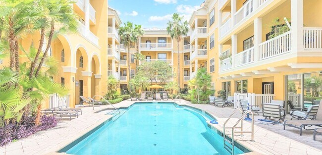 Building Photo - 860 N Orange Ave