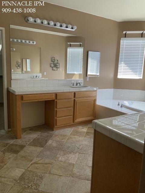 Building Photo - 11323 Lakeport Dr