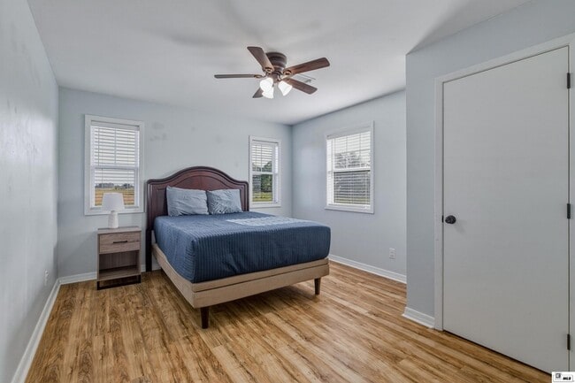 Building Photo - 6391 Paulette Pipes Rd