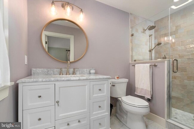 Building Photo - 3741 River Rd