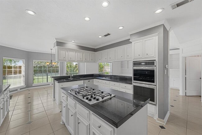 Building Photo - 13511 Grand Masterpiece Ln