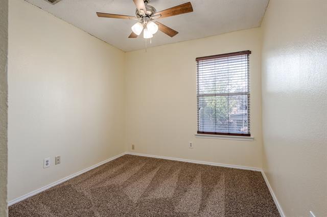 Building Photo - 1348 Creekview Dr