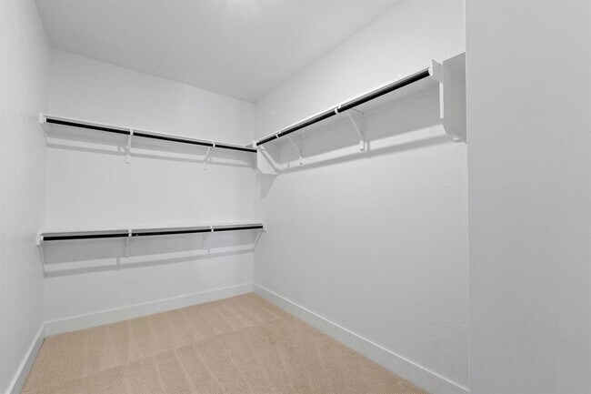 Building Photo - 1325 Castalo Ln