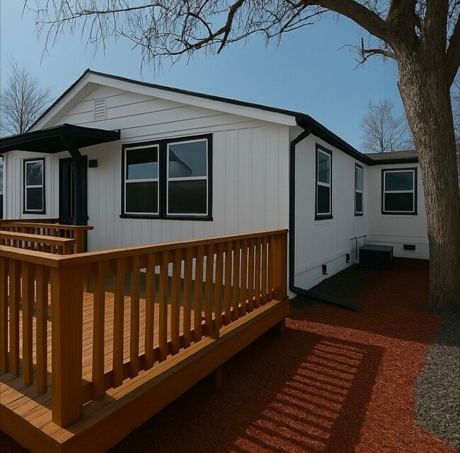 Primary Photo - Charming 6 beds 2 baths in Denver!