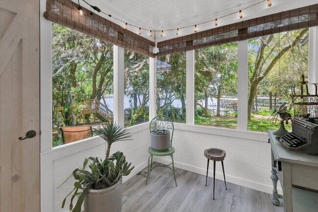 Building Photo - 46 Marlborough Rd