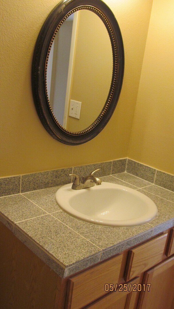 Building Photo - ASU AREA - REMODELED 5BR 2BA HOUSE SWIMMIN...