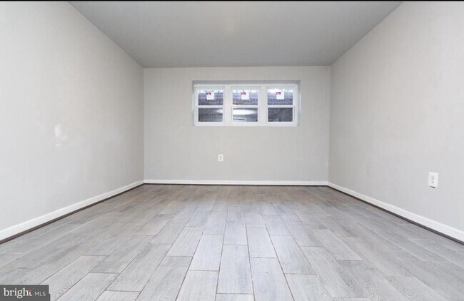 Building Photo - 10106 Phoebe Ln