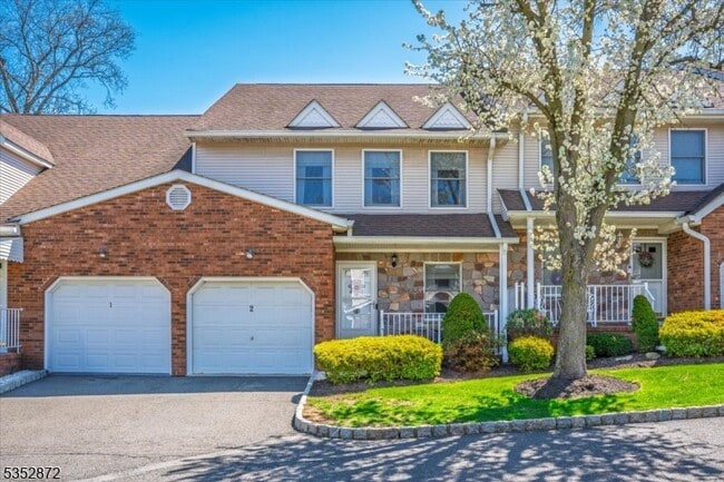Primary Photo - 675 Raritan Rd
