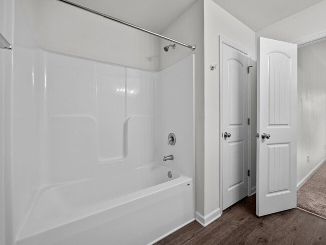 Building Photo - Welcome to Tuscany Villas!