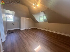 Building Photo - 909 Leavenworth St