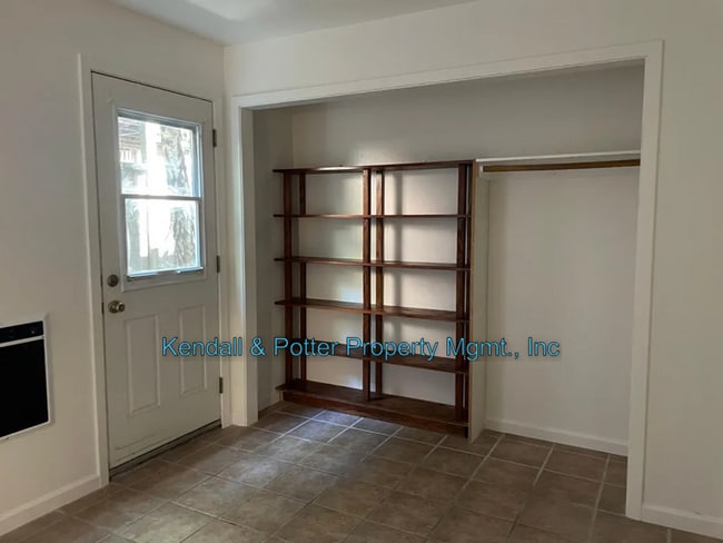Building Photo - Remodeled Rio Del Mar 1 BR - Utilities Inc...