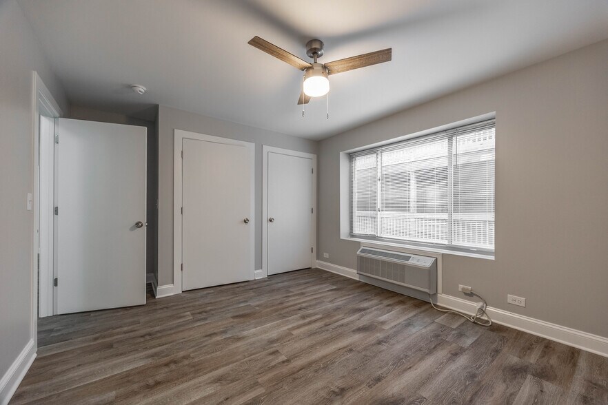 Building Photo - 745 W Gordon Ter