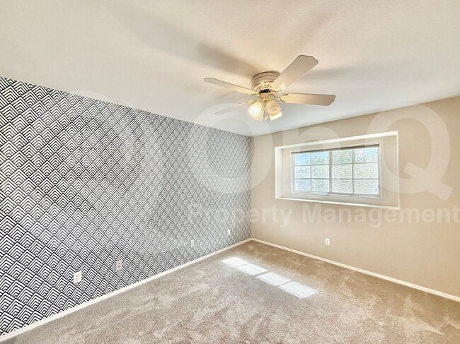 Building Photo - 860 N McQueen Rd