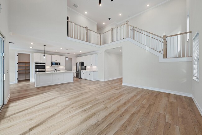 Building Photo - 4770 SW Ardsley Dr