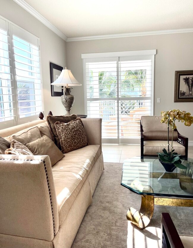 Building Photo - 431 Bay Colony Dr N