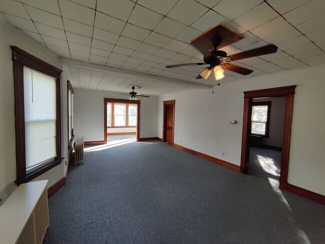 Building Photo - 638-638 Washington Ave