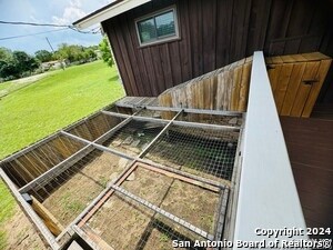 Building Photo - 440 Cedar Springs Dr