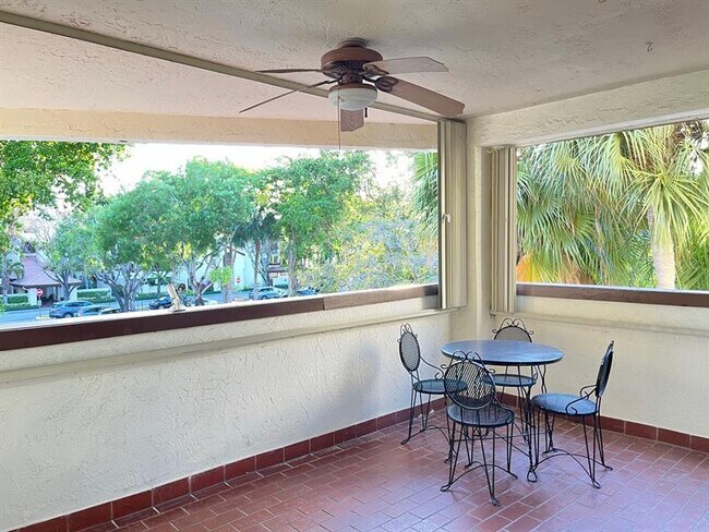 Building Photo - 9030 SW 125th Ave